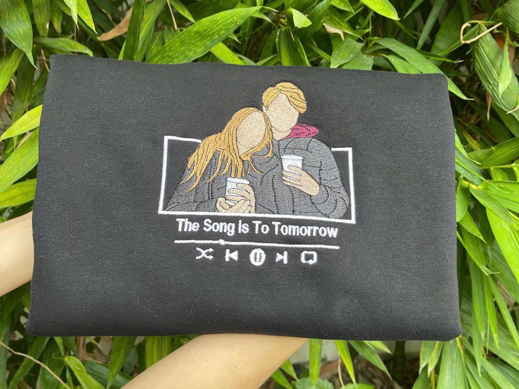 Valentines day gift, Custom embroidered photo shirt, custom embroidered tshirt, Custom embroidered photo, couples shirt