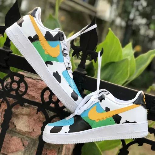 Customize Your Own Air Force 1s with Hand-Painted Designs (4)