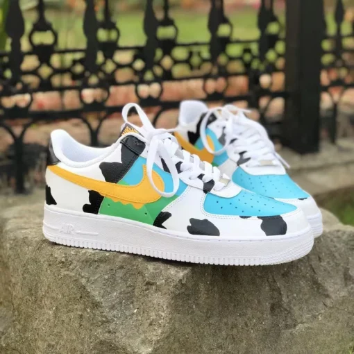 Customize Your Own Air Force 1s with Hand-Painted Designs (5)