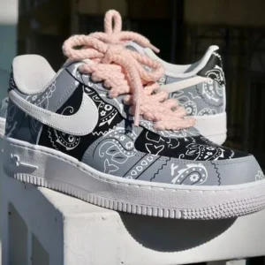 Customize the Nike Air Force 1 Handmade Bandanna Spray Painting Shoes (6)
