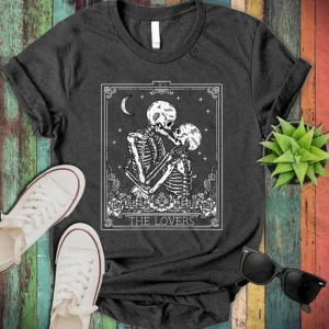 The Lovers Vintage Tarot Card Astrology Goth Halloween T-Shirt-1