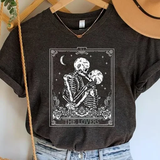 The Lovers Vintage Tarot Card Astrology Goth Halloween T-Shirt-4