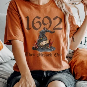 Comfort Colors Salem Witch 1692 They Missed One Halloween Massachusetts Witch Trials Tee Spooky Season Costume Retro Vintage Family Matching