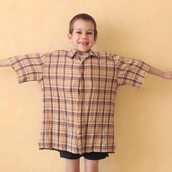 example for a shirt that is too big for a child